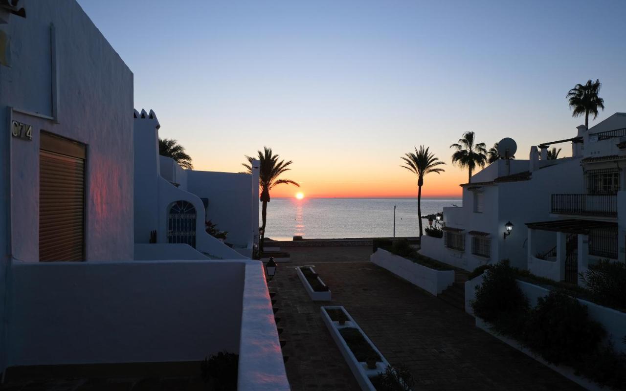 Apartament Costa Del Sol, Puerto De La Duquesa Castillo de Sabinillas Zewnętrze zdjęcie